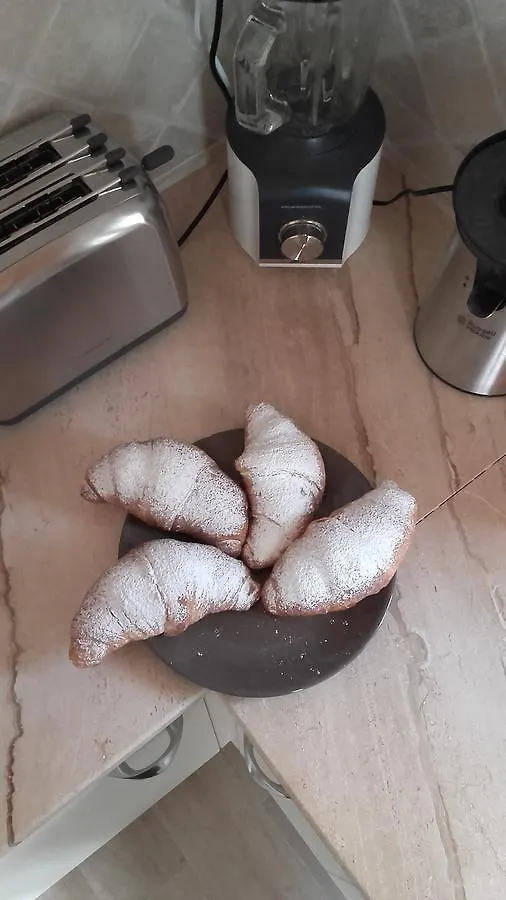Vucciria Hostel باليرمو
